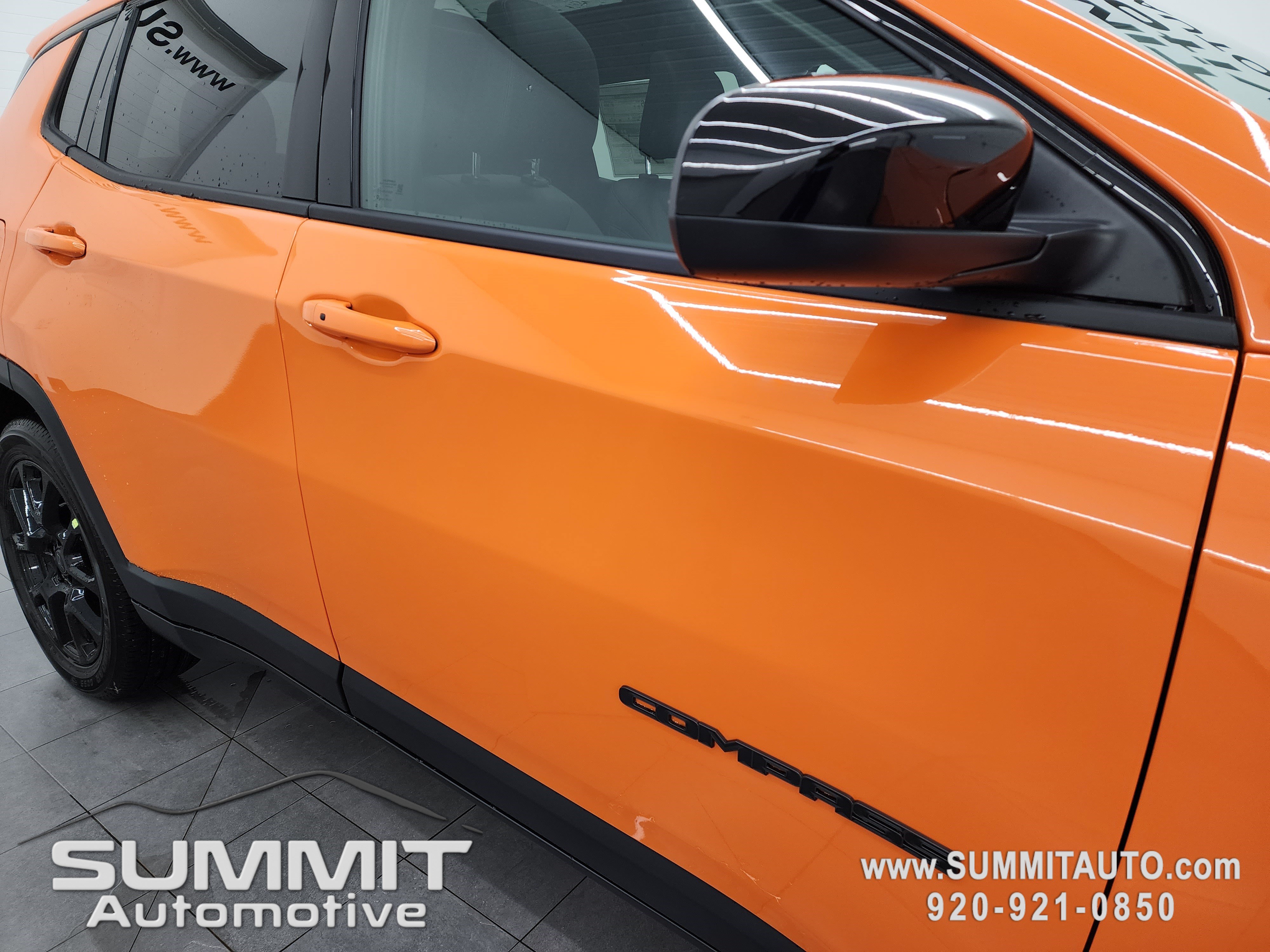 New 2026 Jeep Compass Latitude w/ Sun and Sound Group AWD/4WD image 22