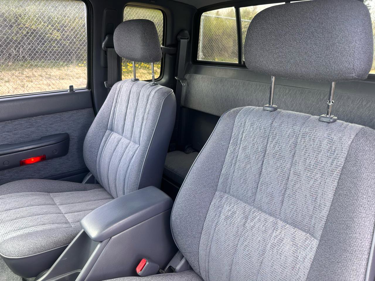 Used 1999 Toyota Tacoma 4x4 Xtracab V6 image 13