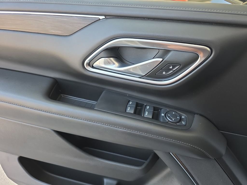 Used 2024 Chevrolet Tahoe LS RWD image 24