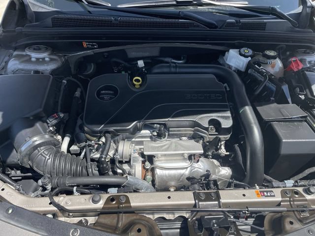 Certified 2023 Chevrolet Malibu LT FWD image 31
