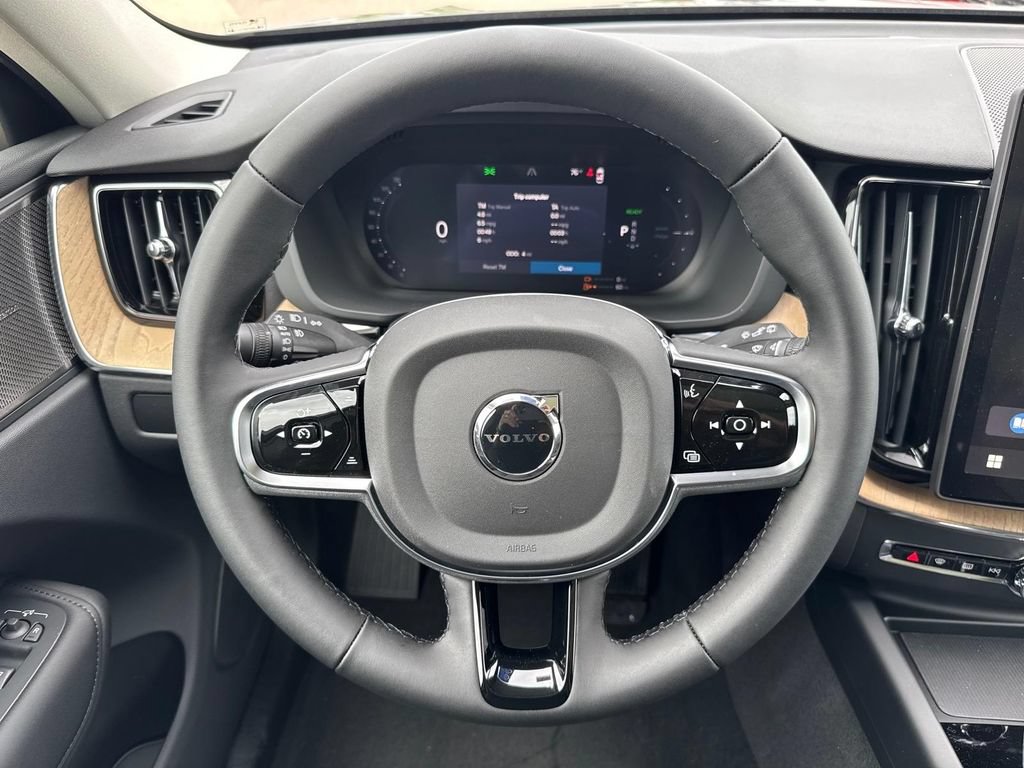 New 2026 Volvo XC60 T8 Plus w/ Protection Package Premier AWD/4WD image 11