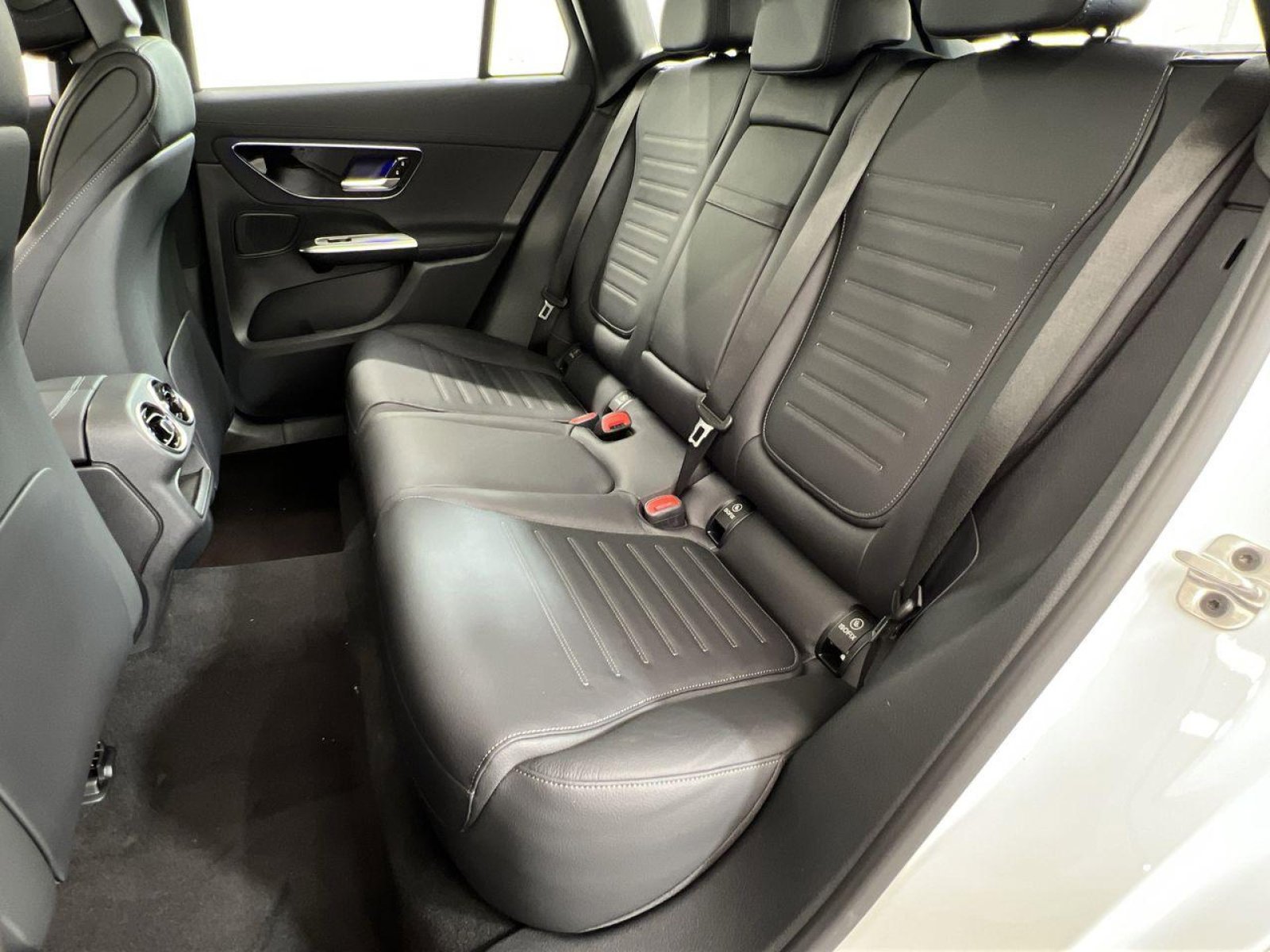 New 2025 Mercedes-Benz GLC 43 AMG 4MATIC image 23