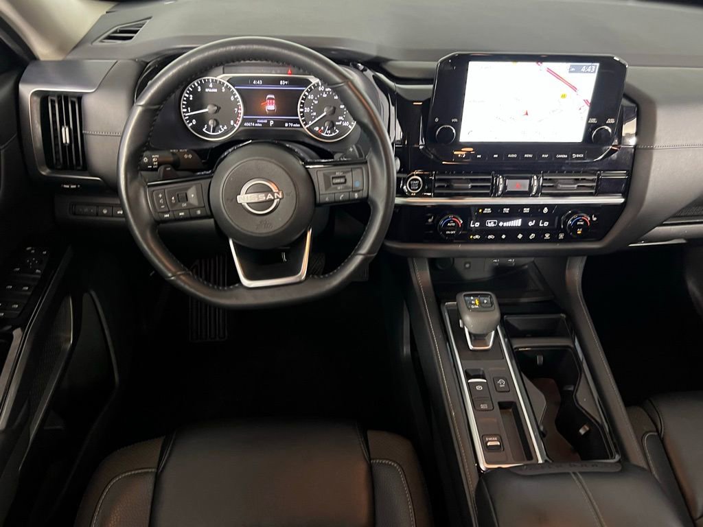 Used 2023 Nissan Pathfinder SL image 13