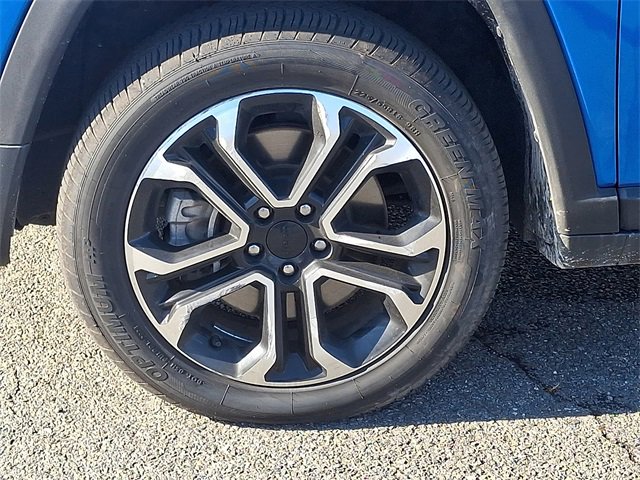 Used 2023 Jeep Compass Limited image 8