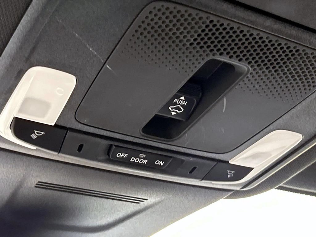 Used 2024 Honda CR-V Sport image 33