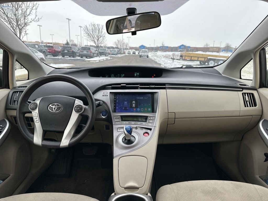 Used 2015 Toyota Prius Three image 18