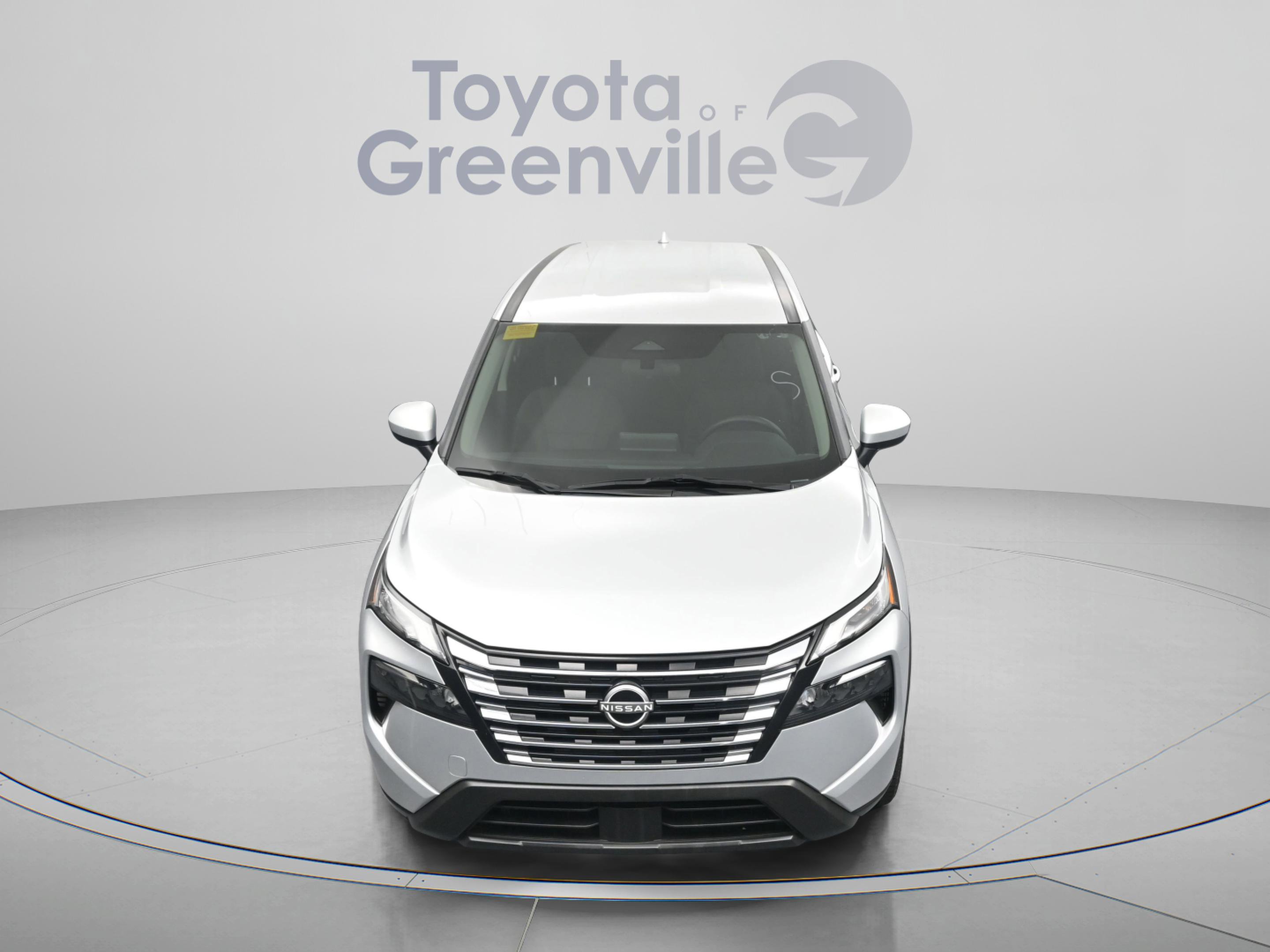 Used 2024 Nissan Rogue SV image 22