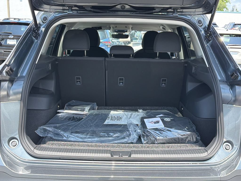 New 2026 Volkswagen Tiguan S FWD image 20