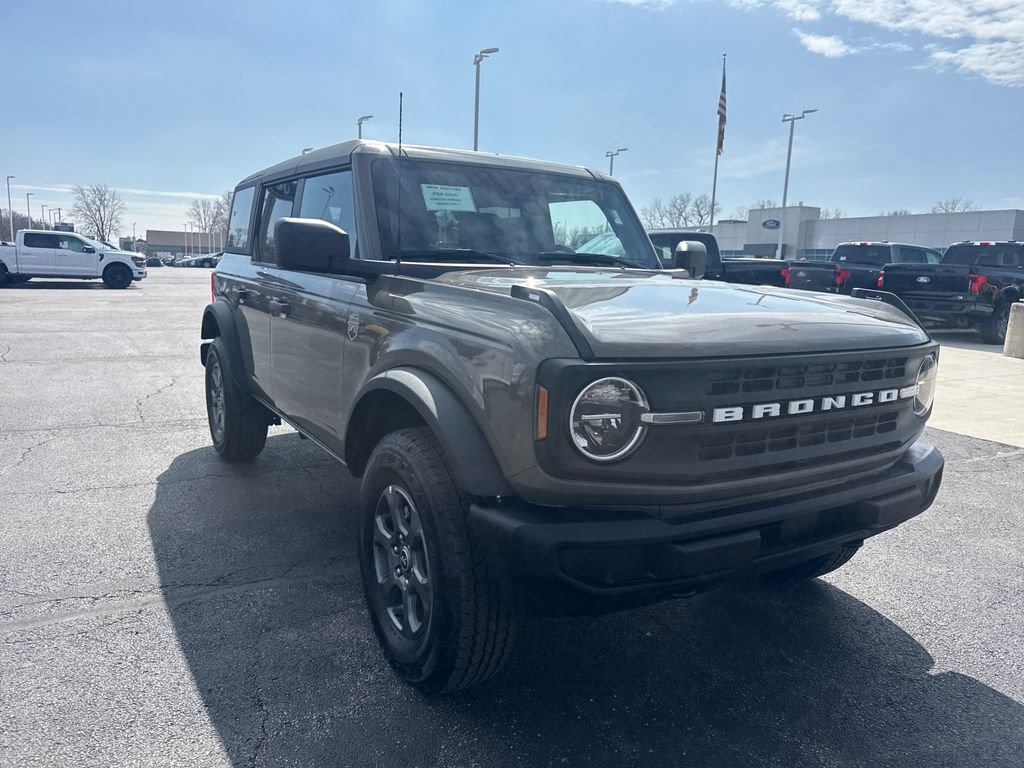 Used 2025 Ford Bronco Big Bend image 4