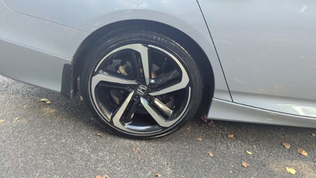 Used 2022 Honda Accord Sport image 11