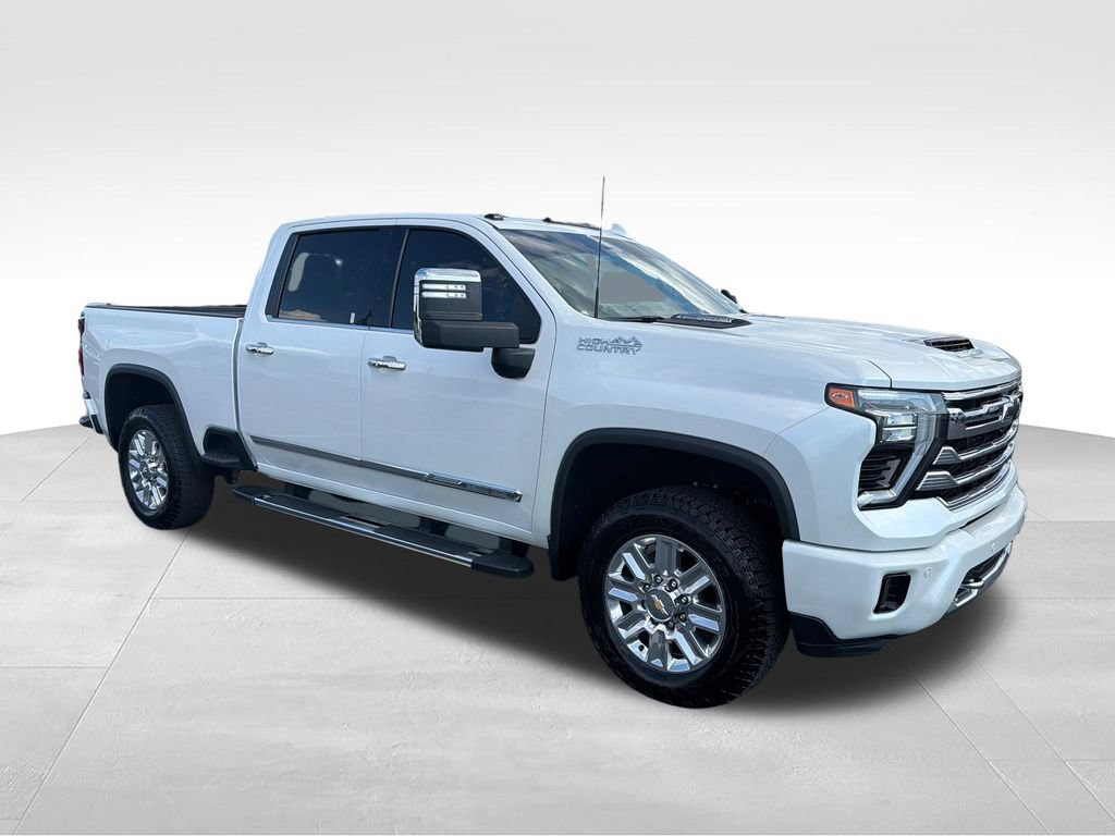 Used 2025 Chevrolet Silverado 2500 High Country w/ High Country Premium Package AWD/4WD image 7