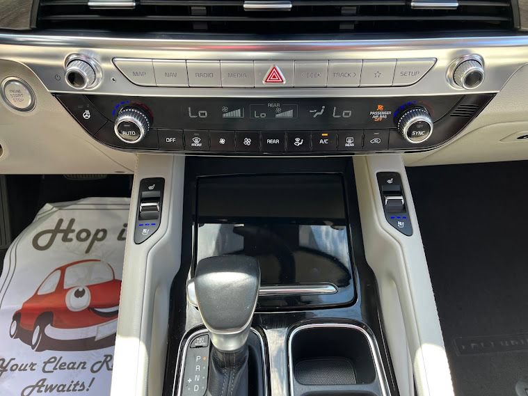 Used 2020 Kia Telluride EX AWD/4WD image 19