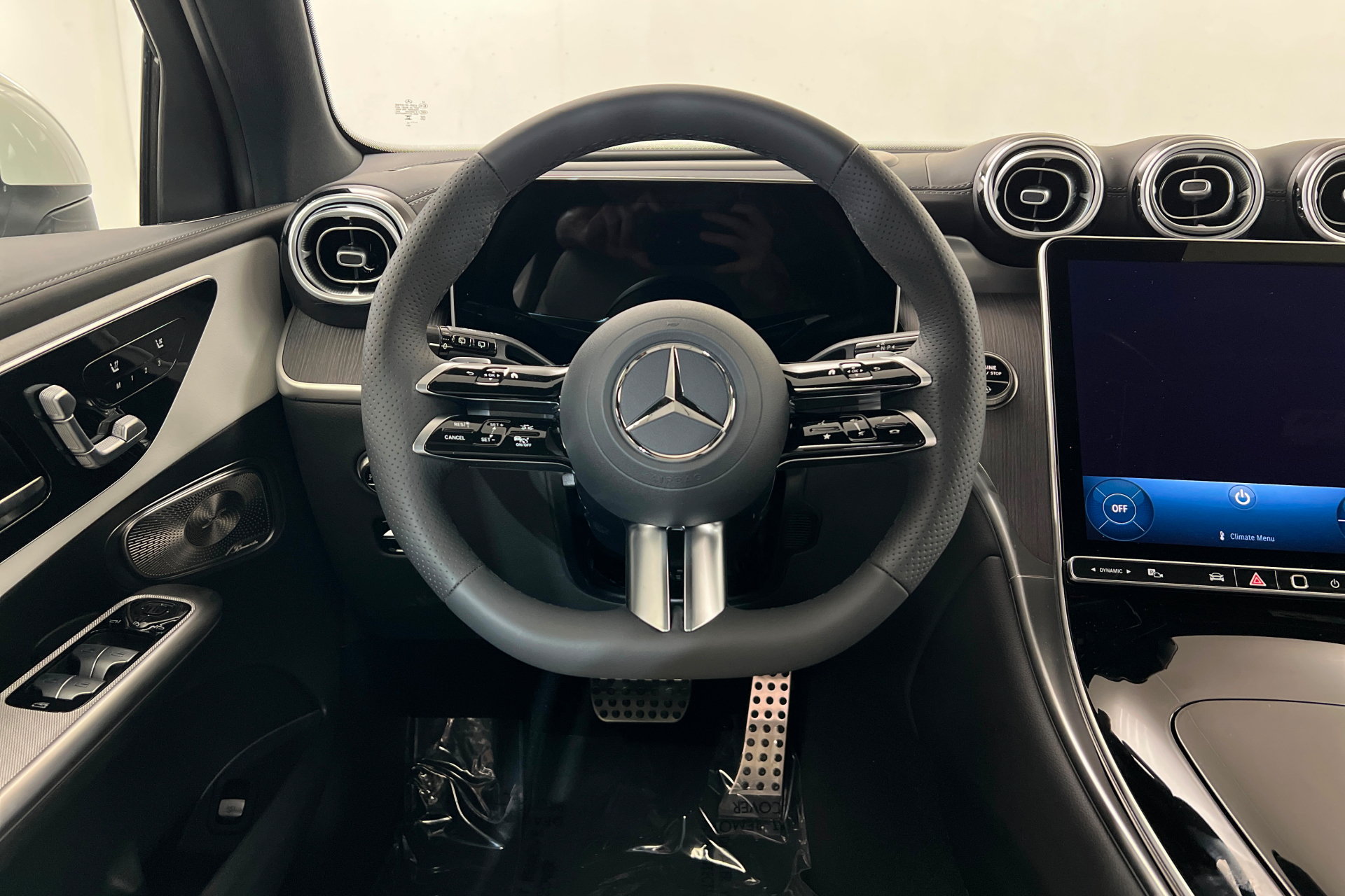 New 2026 Mercedes-Benz GLC 300 4MATIC image 12