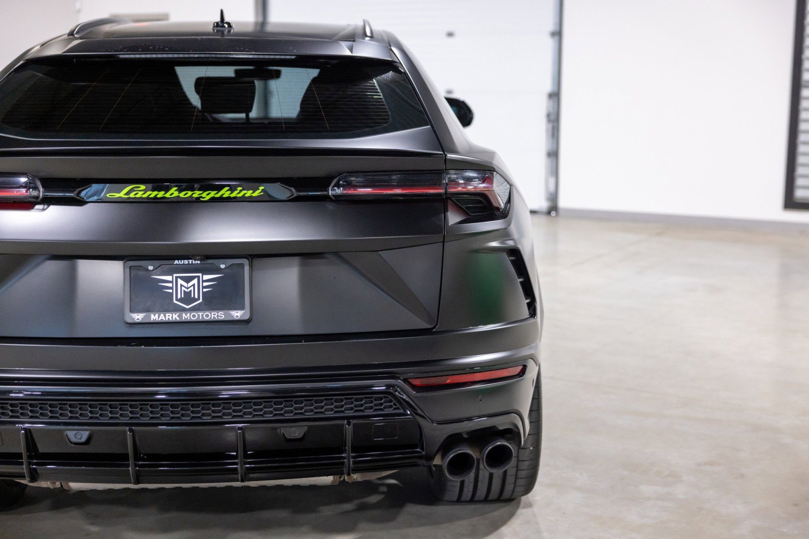 Used 2022 Lamborghini Urus image 13