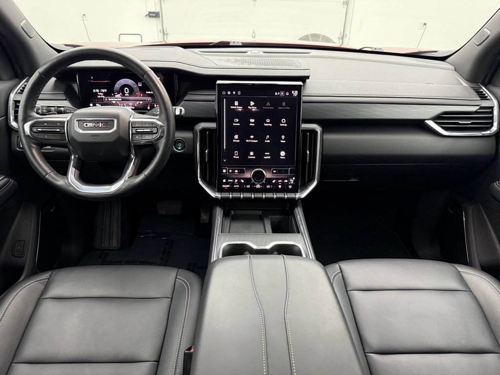 Used 2024 GMC Acadia Elevation w/ Trailering Package FWD image 4
