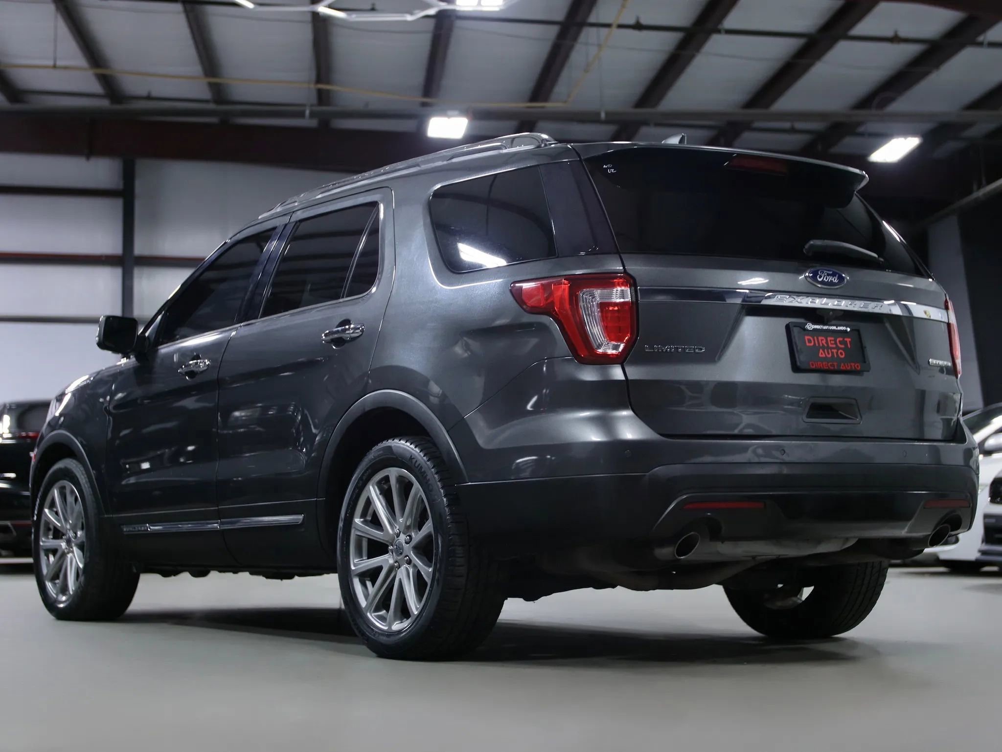 Used 2016 Ford Explorer Limited image 15