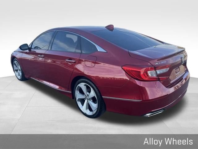 Used 2018 Honda Accord Touring image 9