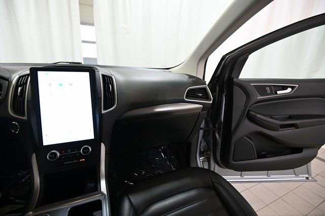 Used 2022 Ford Edge SEL image 25