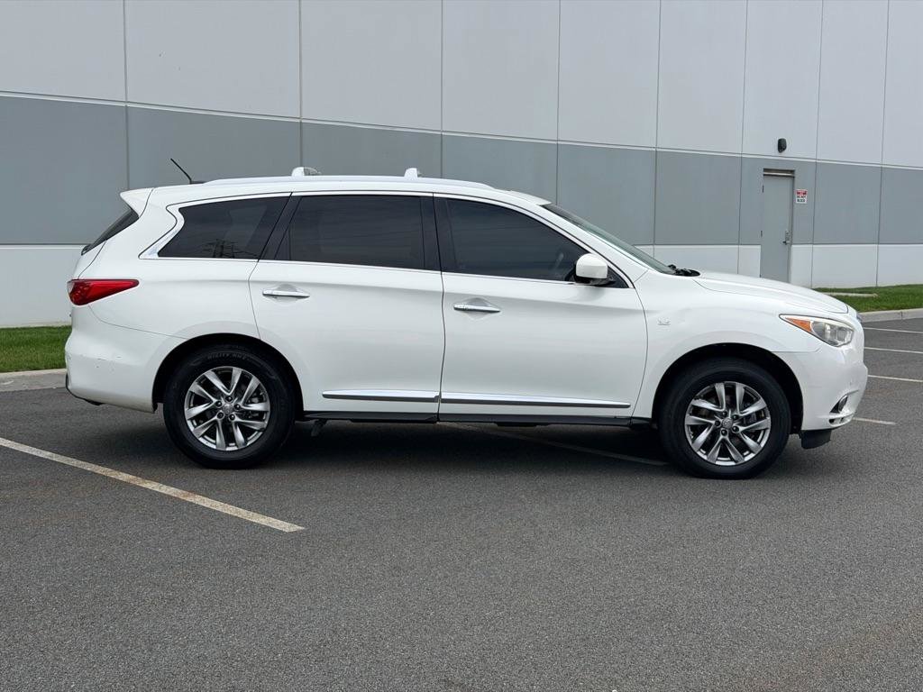 Used 2014 INFINITI QX60 AWD w/ Premium Plus Package image 4