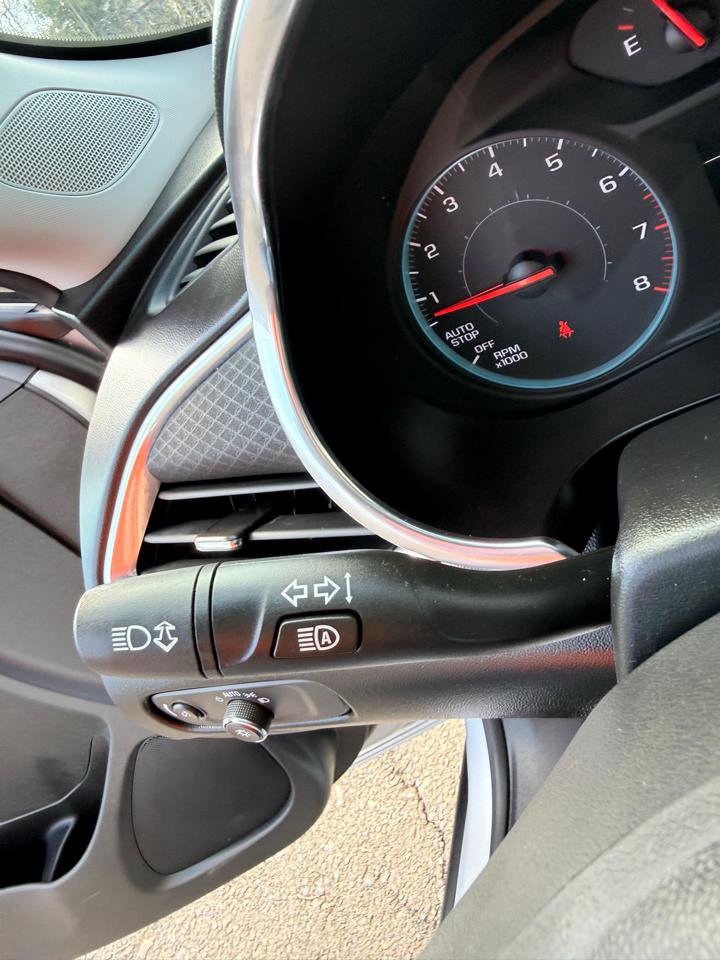 Used 2020 Chevrolet Malibu LT image 15