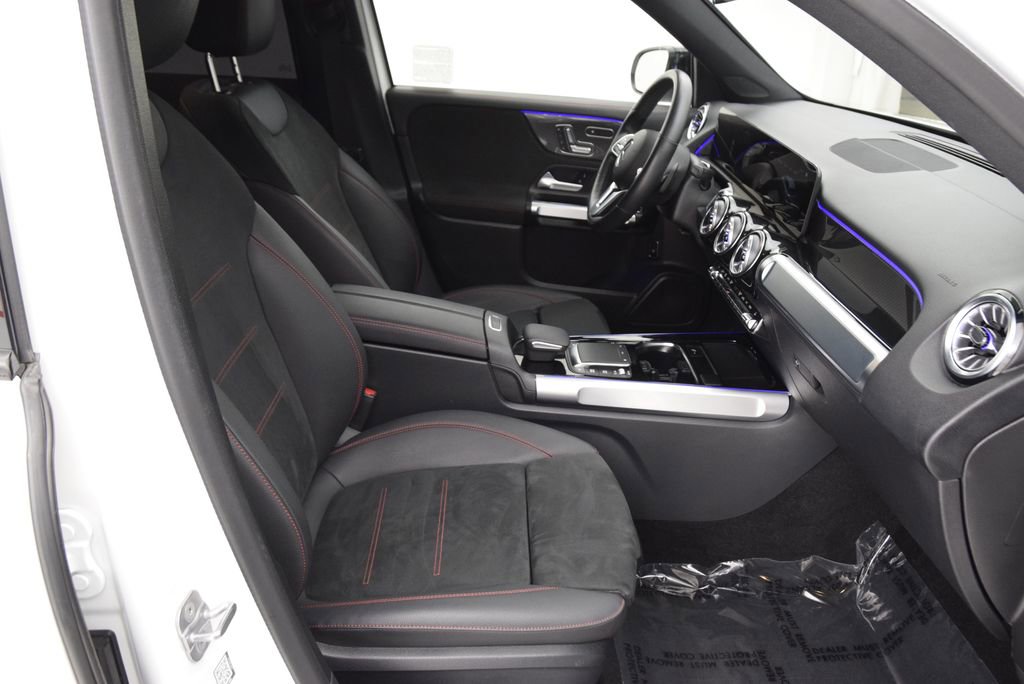Certified 2023 Mercedes-Benz GLB 250 image 16