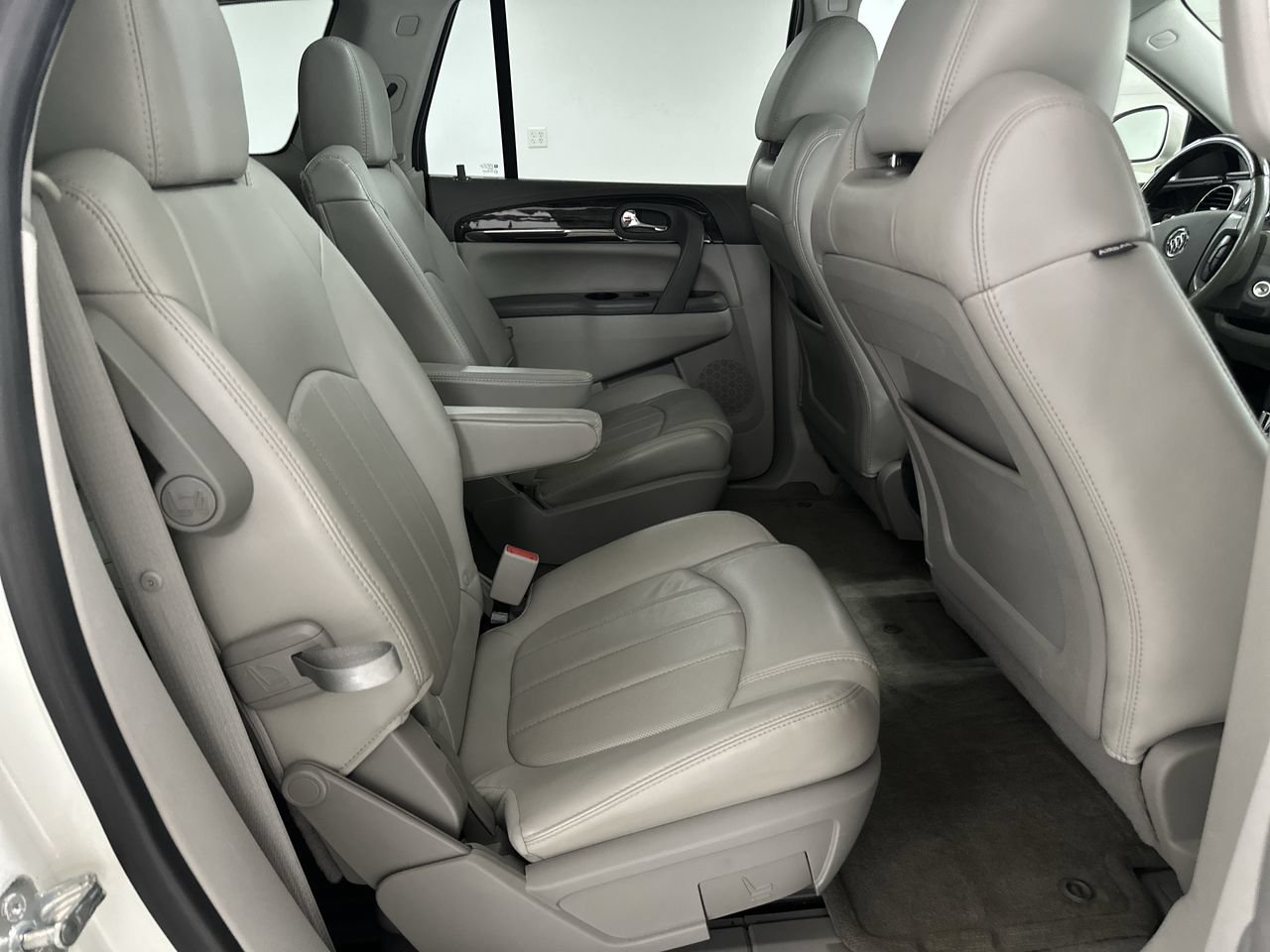 Used 2015 Buick Enclave Premium w/ Trailering Package AWD/4WD image 25