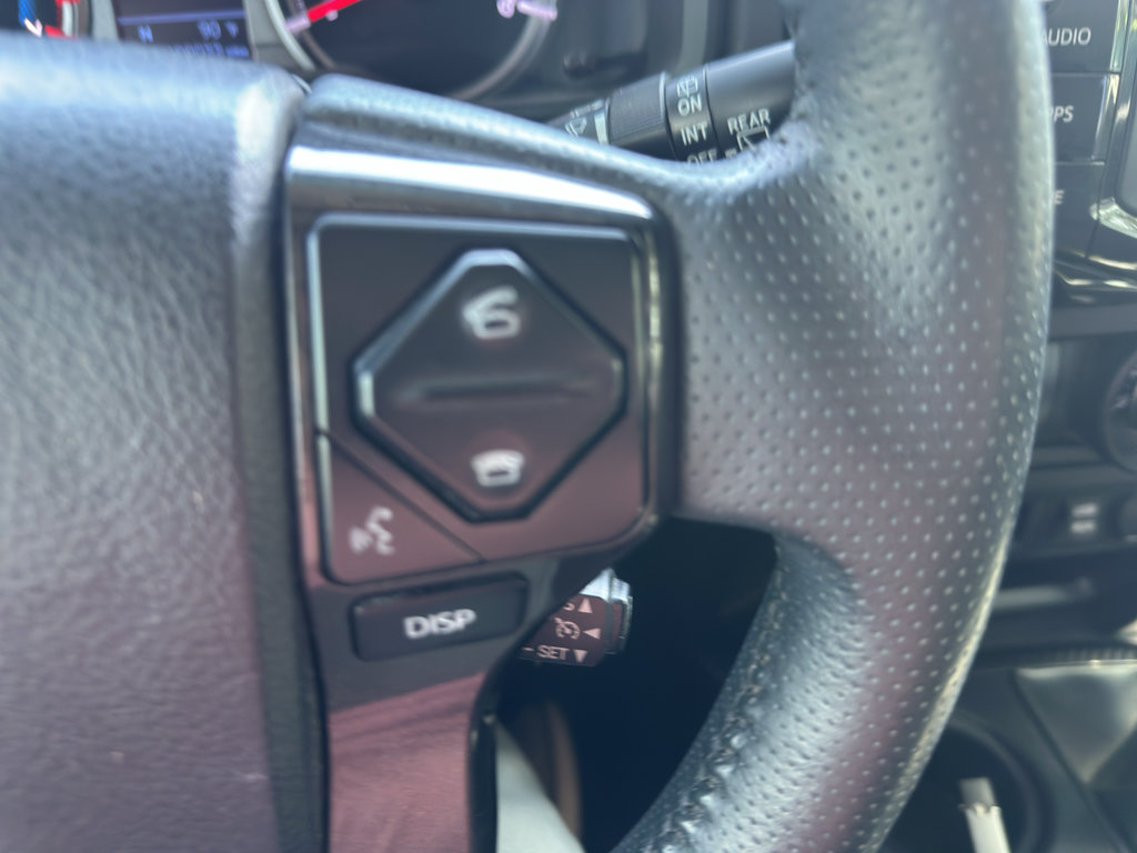 Used 2018 Toyota 4Runner TRD Off-Road Premium w/ TRD Performance Package AWD/4WD image 9