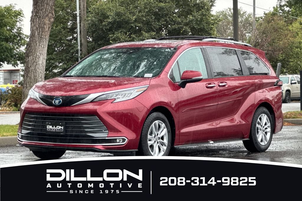Used 2024 Toyota Sienna Limited AWD/4WD image 11
