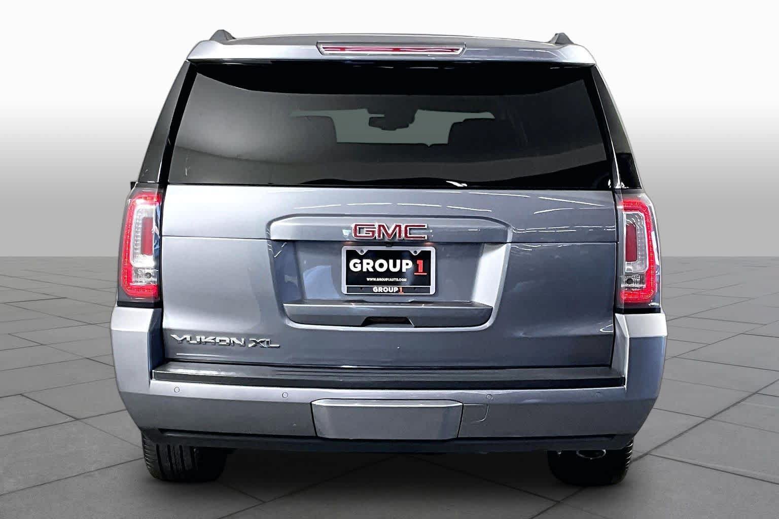 Used 2018 GMC Yukon XL SLT w/ Premium Edition RWD image 5