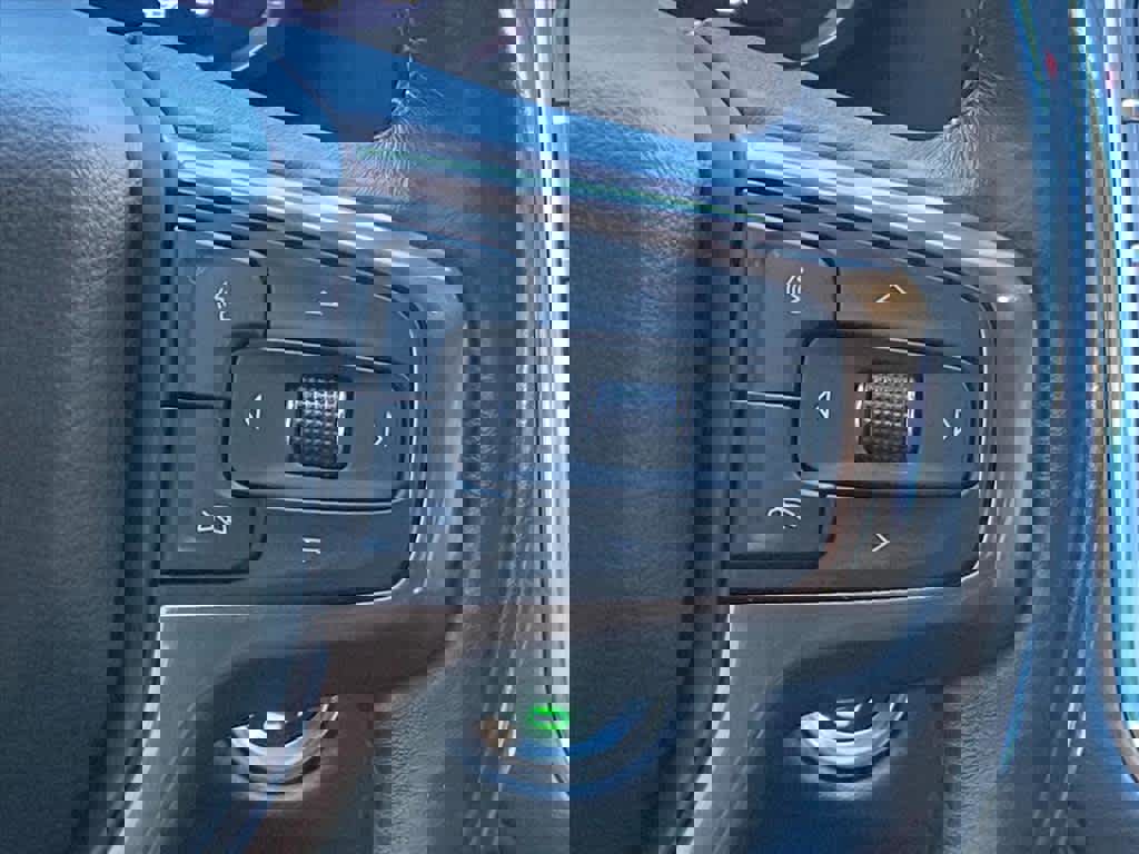 Used 2022 Chevrolet Suburban High Country image 11