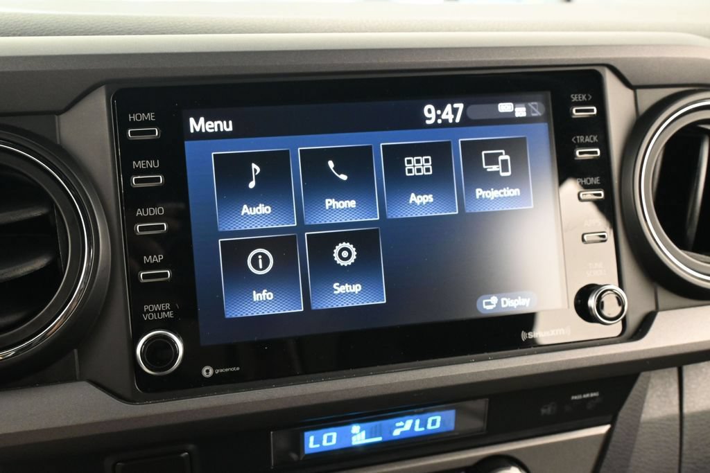 Used 2022 Toyota Tacoma TRD Off-Road AWD/4WD image 19