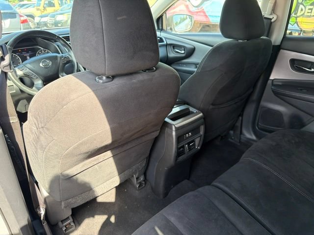 Used 2020 Nissan Murano SV FWD image 16