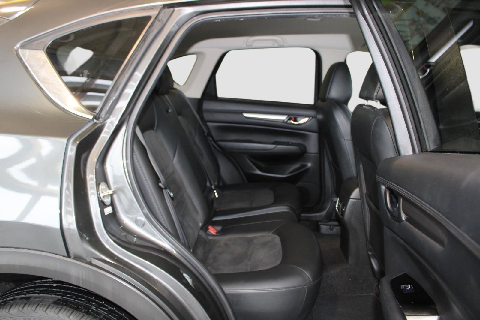 Used 2020 MAZDA CX-5 Touring image 34