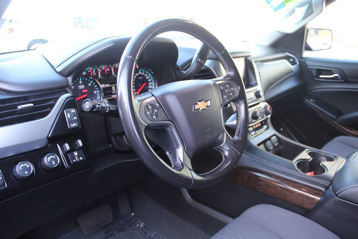 Used 2019 Chevrolet Suburban LS w/ All-Season Package image 13