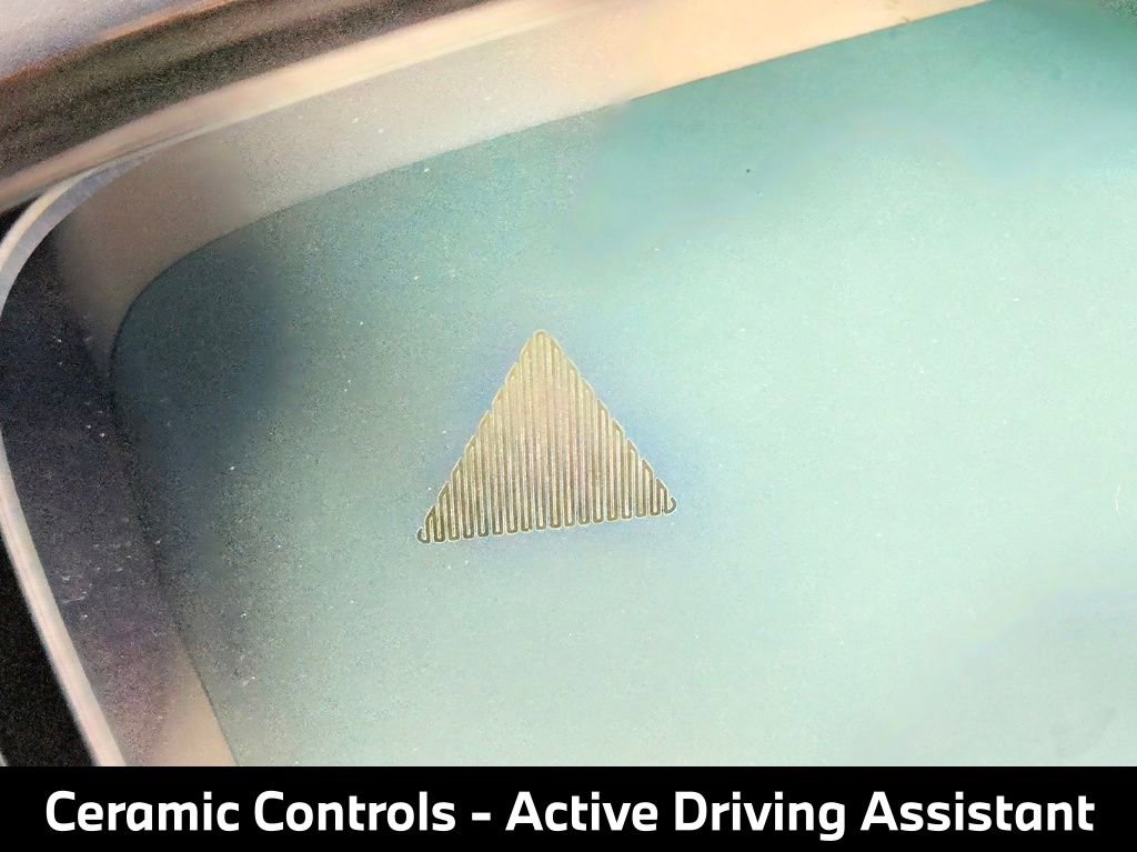 Used 2018 BMW 740e xDrive w/ M Sport Package AWD/4WD image 22