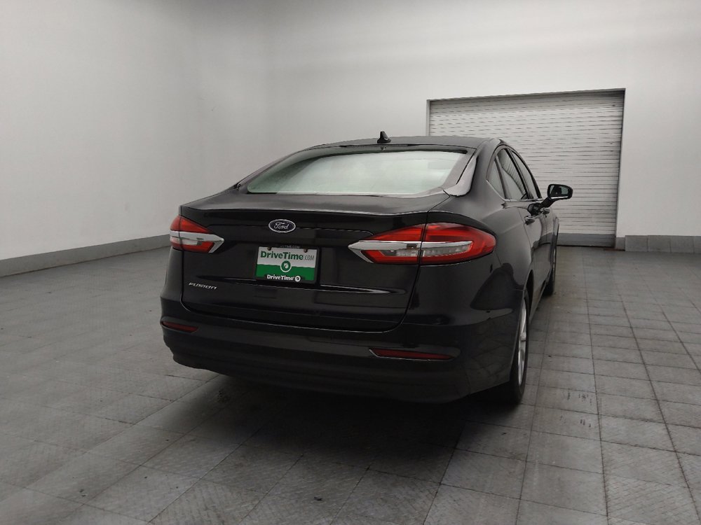 Used 2020 Ford Fusion SE FWD image 9