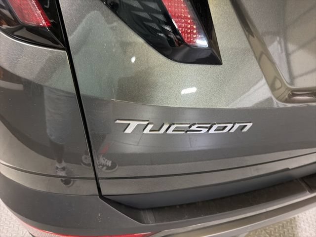 Used 2022 Hyundai Tucson Limited FWD image 14