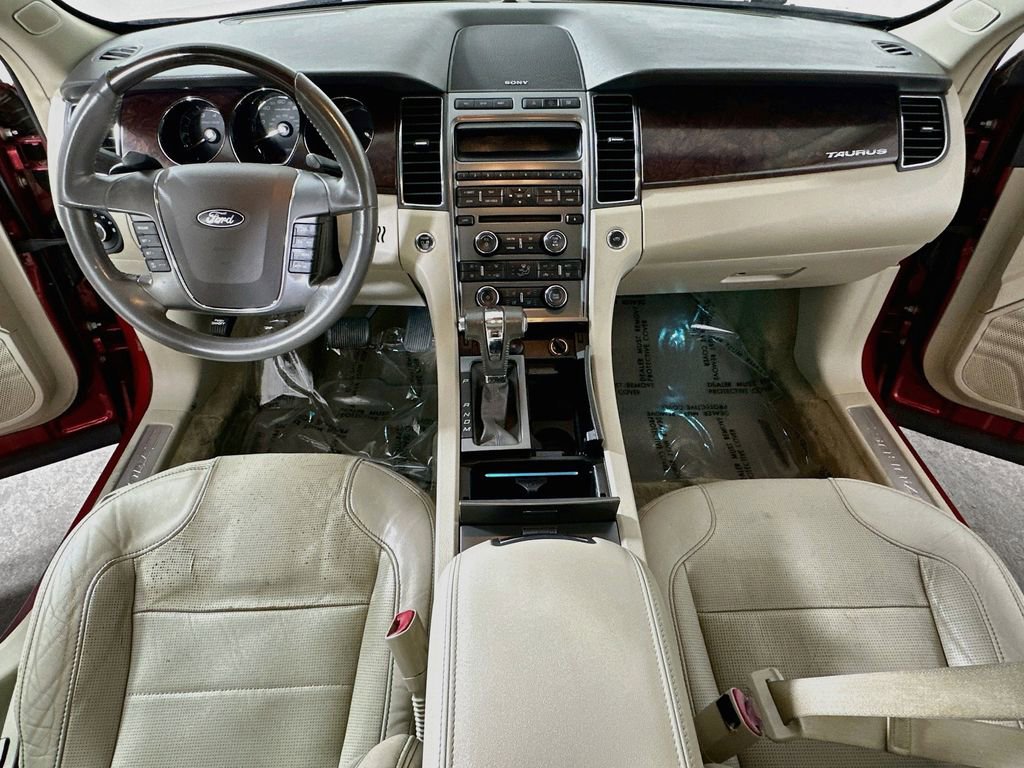 Used 2012 Ford Taurus Limited FWD image 15