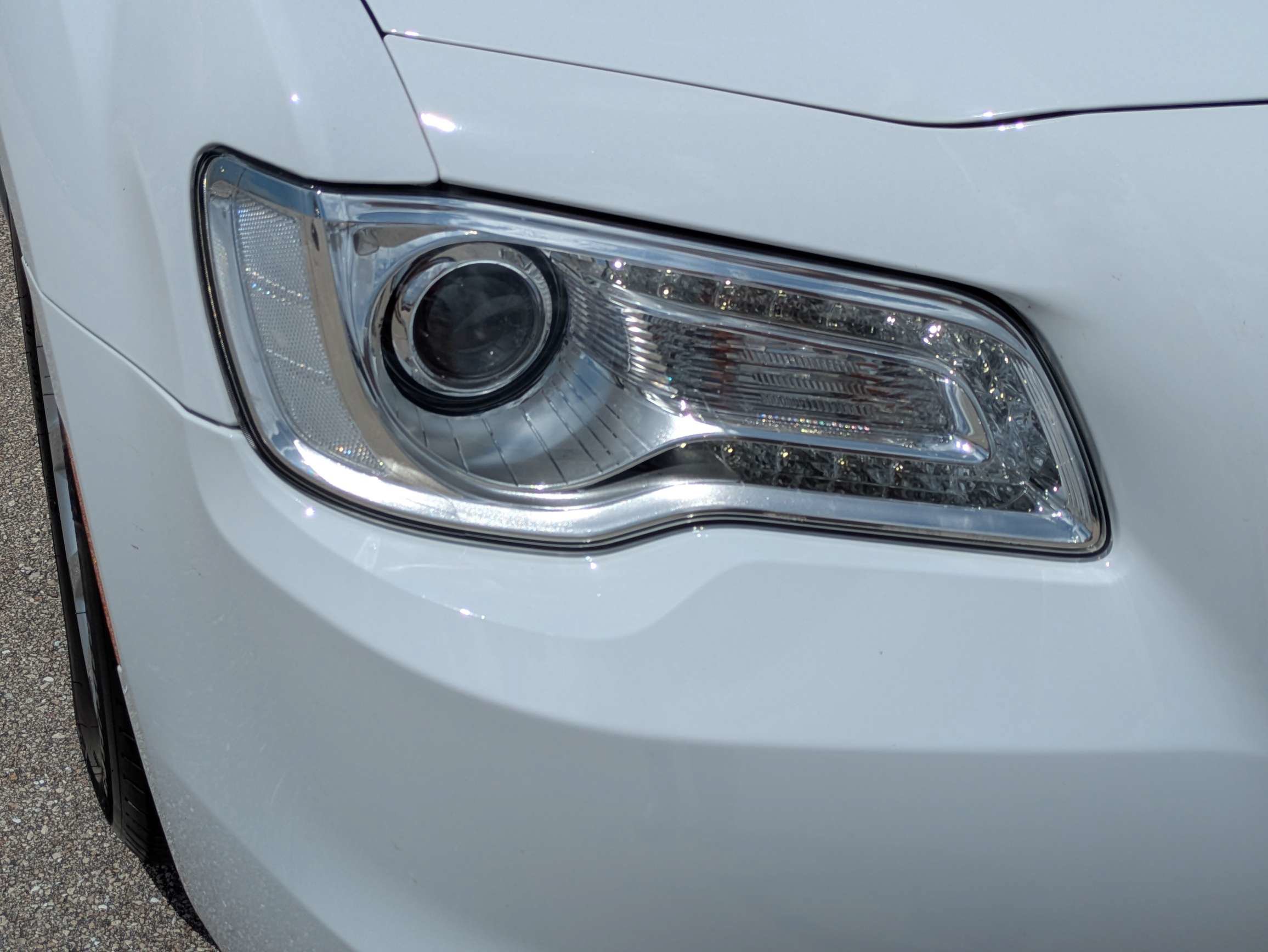 Used 2023 Chrysler 300 Touring RWD image 11