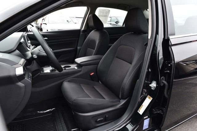 Certified 2025 Nissan Altima 2.5 SV image 19