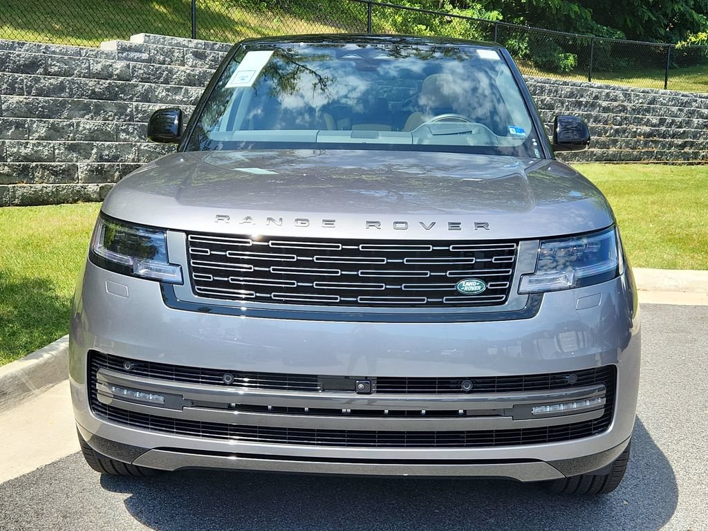 New 2026 Land Rover Range Rover Long Wheelbase SE AWD/4WD image 8