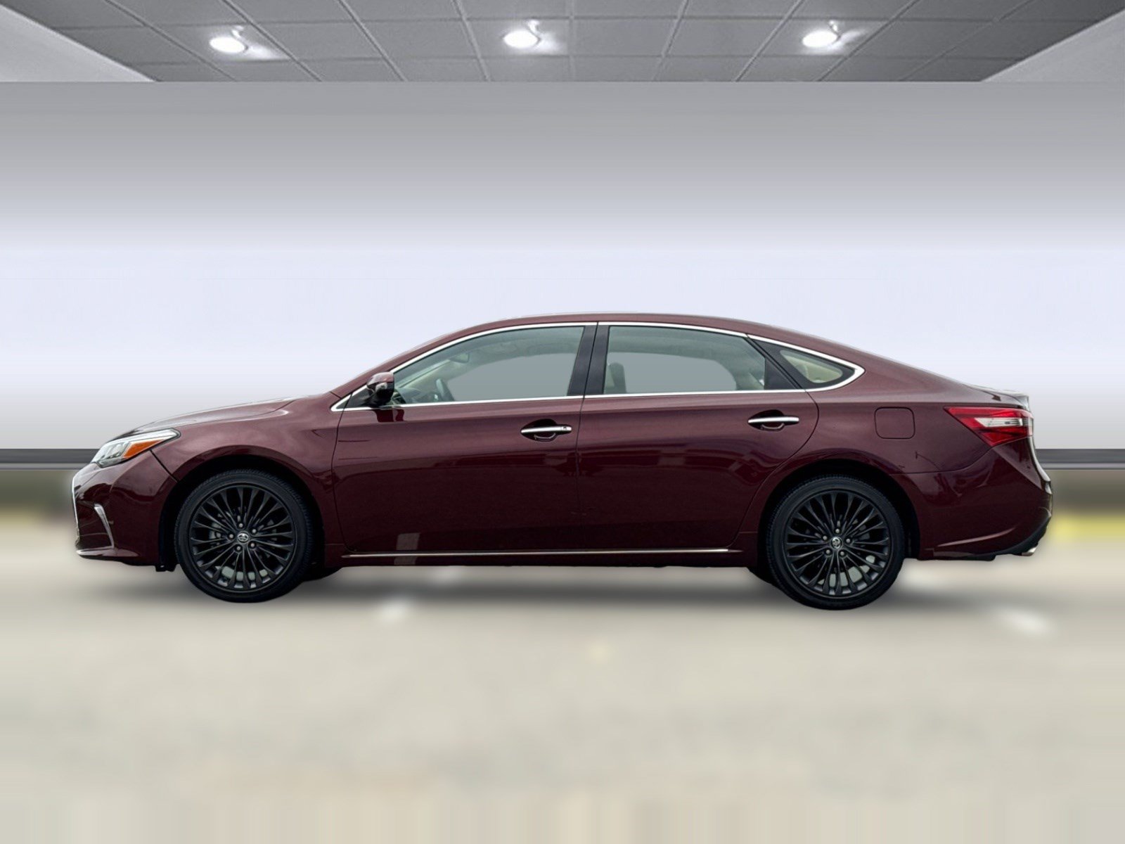 Used 2017 Toyota Avalon Touring w/ All Weather Liner Package FWD image 2