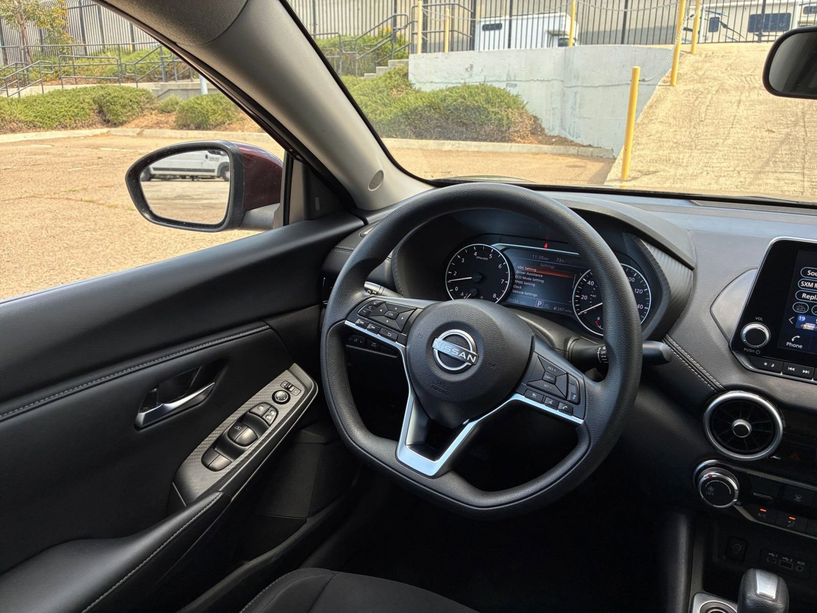 Used 2025 Nissan Sentra SV FWD image 32