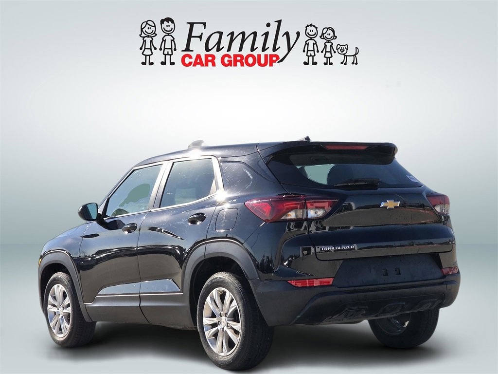 Used 2022 Chevrolet TrailBlazer LS image 3