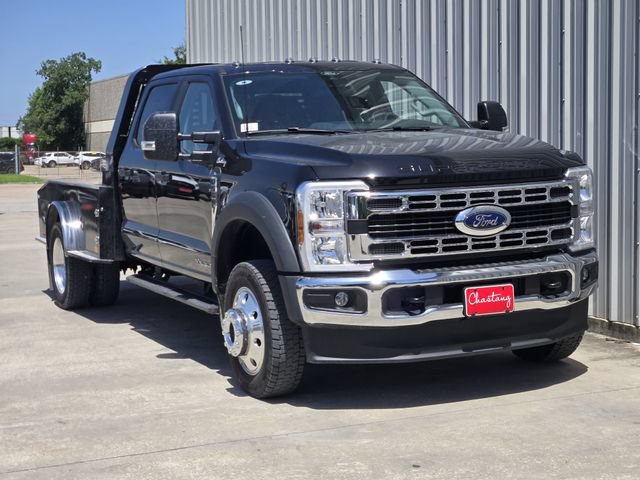 New 2026 Ford F550 4x4 Crew Cab image 2