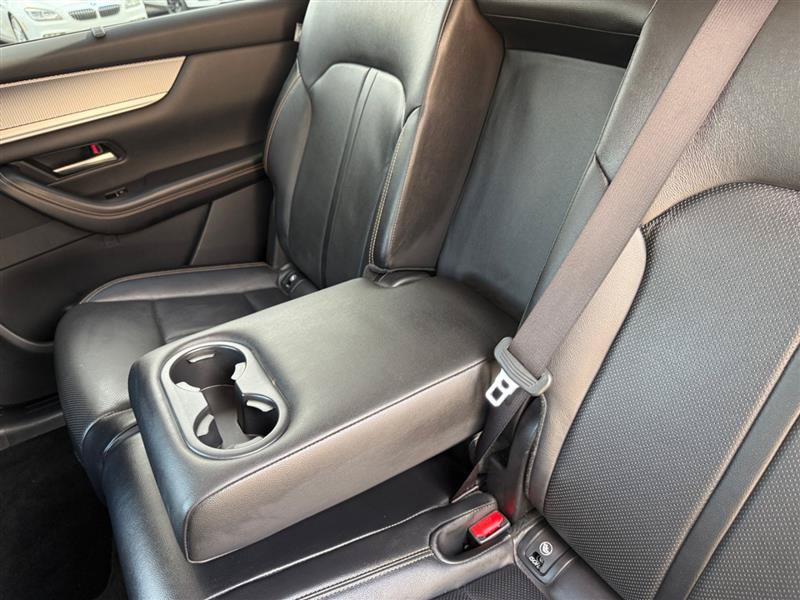 Used 2024 MAZDA CX-90 Plug-In Hybrid w/ Preferred AWD/4WD image 16