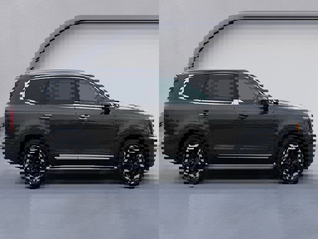 Used 2025 Kia Telluride S image 6