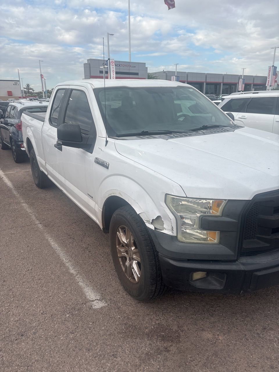 Used 2015 Ford F150 XL w/ Equipment Group 101A Mid RWD image 3