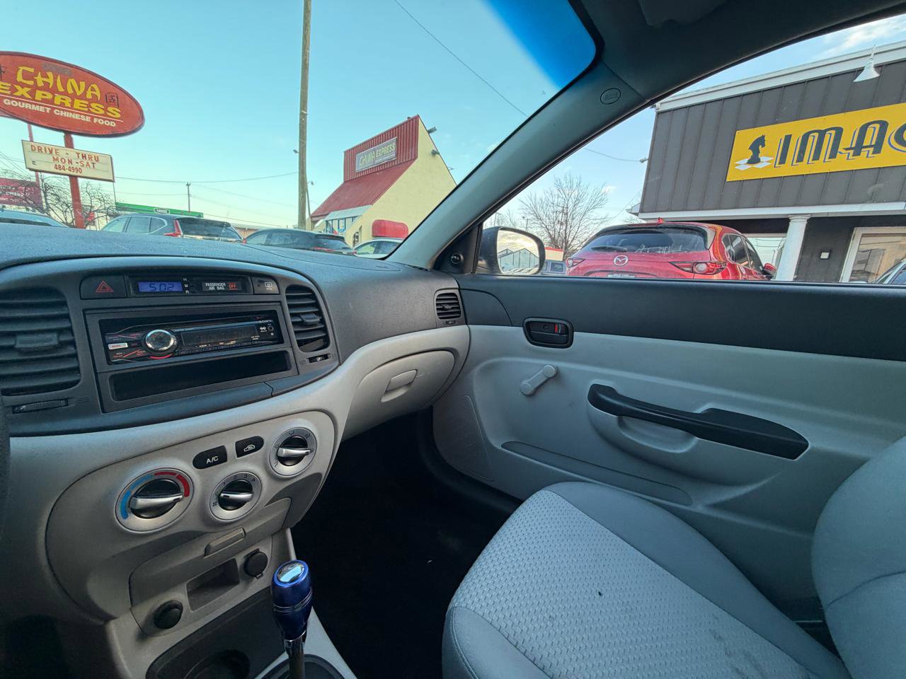 Used 2010 Hyundai Accent GS image 16