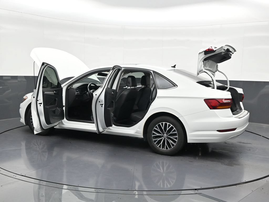 Used 2019 Volkswagen Jetta SE FWD image 34